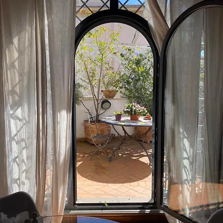 아파트 Attico Le Castelline