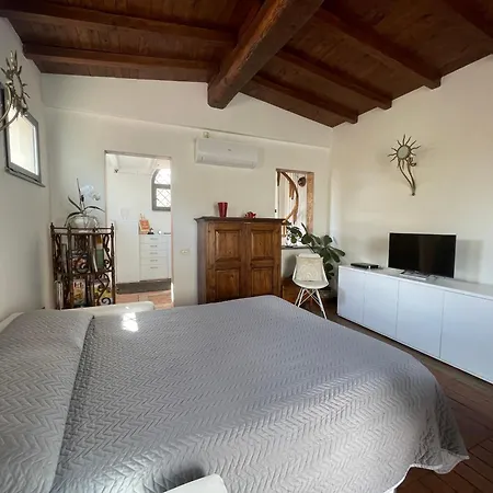 아파트 Attico Le Castelline 로마