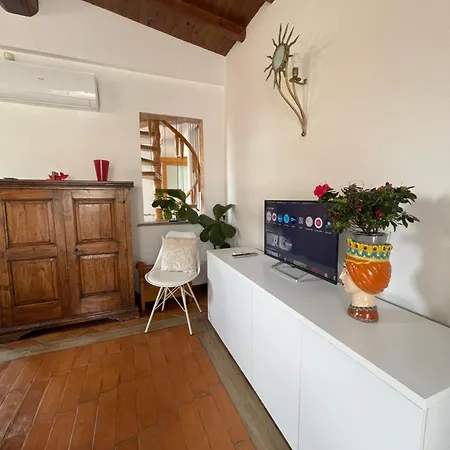 Apartment Attico Le Castelline