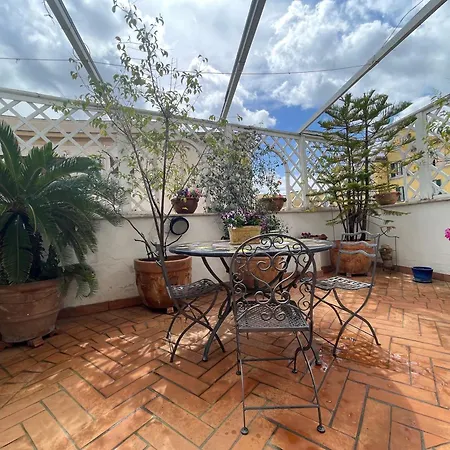 Attico Le Castelline Rome